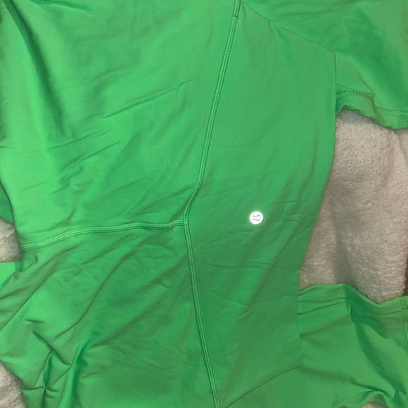 Lime green LuLuLemon leggingsgs - Picture 2 of 4